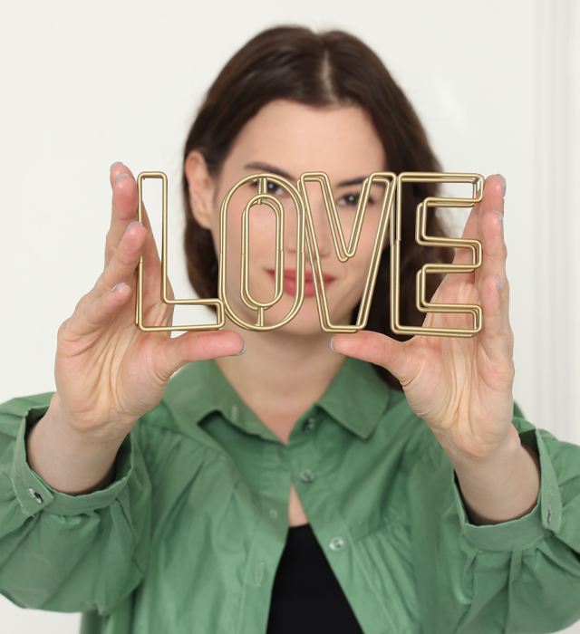 Love מובייל